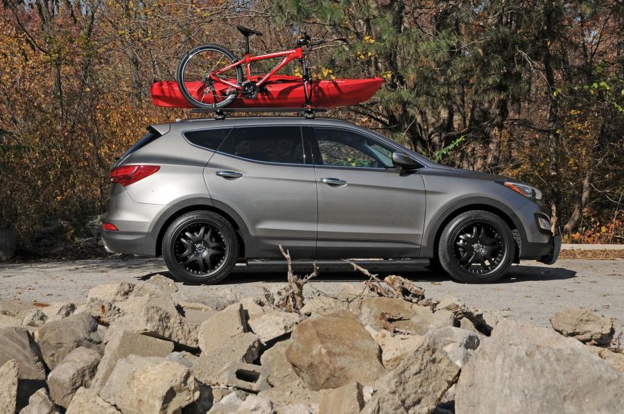  Hyundai Santa Fe by Dee Zee 2012 года  (фото 3 из 4)